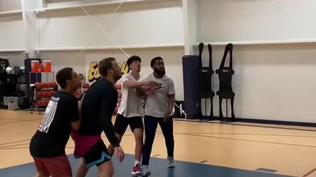 39_Coaches be ready to lose it😂😂