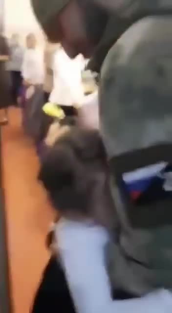 Пусть все папы вернуться живыми...