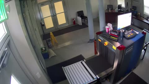 0971USCG00SouthTrailer_2021-01-06_16h00min01s863ms.mp4