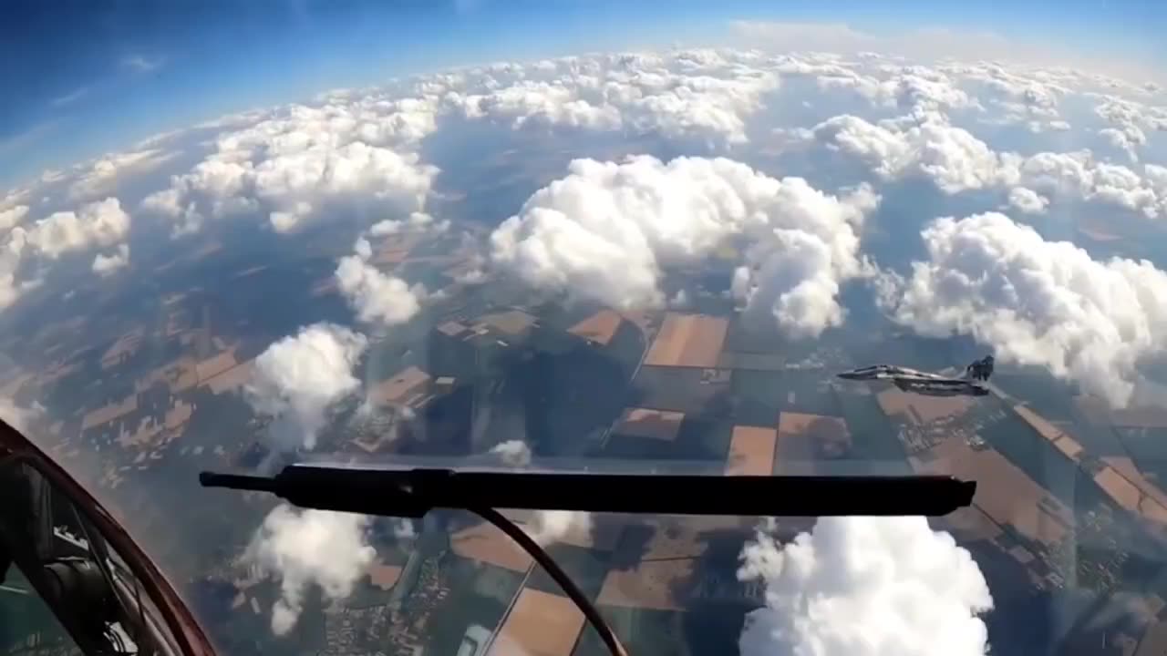 Incredible Footage from Ukrainian Mig29 Pilots