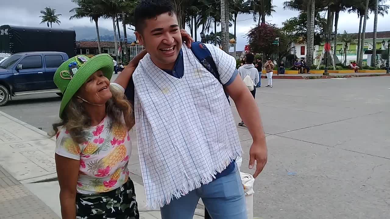 Se bailo al turista