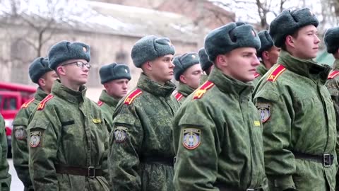 U.S. orders embassy staff families out of Kyiv