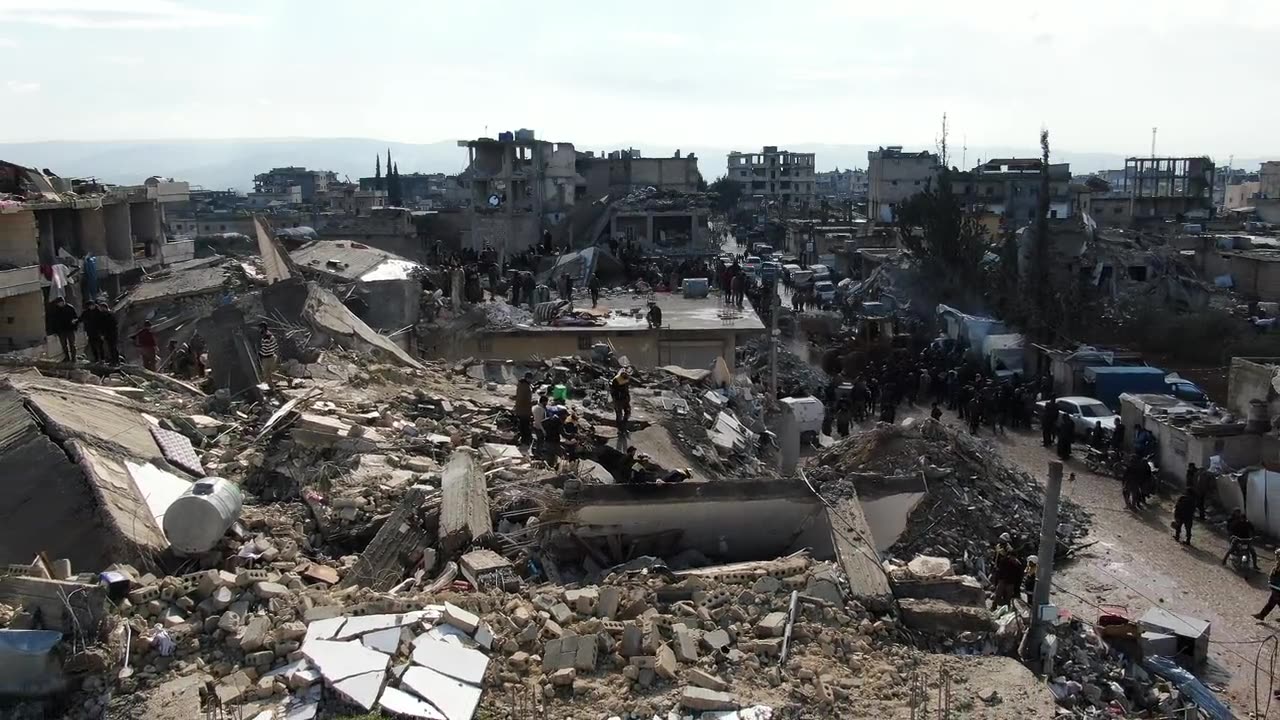 Earthquake(people dies).