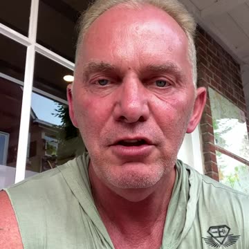 DIE NIEDERLÄNDISCHE REGIERUNG IST GESTÜRZT.