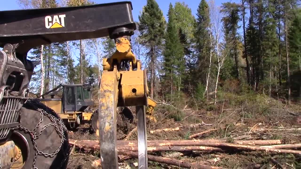 CAT 525C SKIDDER