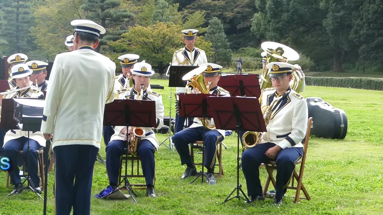 Imperial Palace East Gardens, Tokyo - Performance of Tomorrow