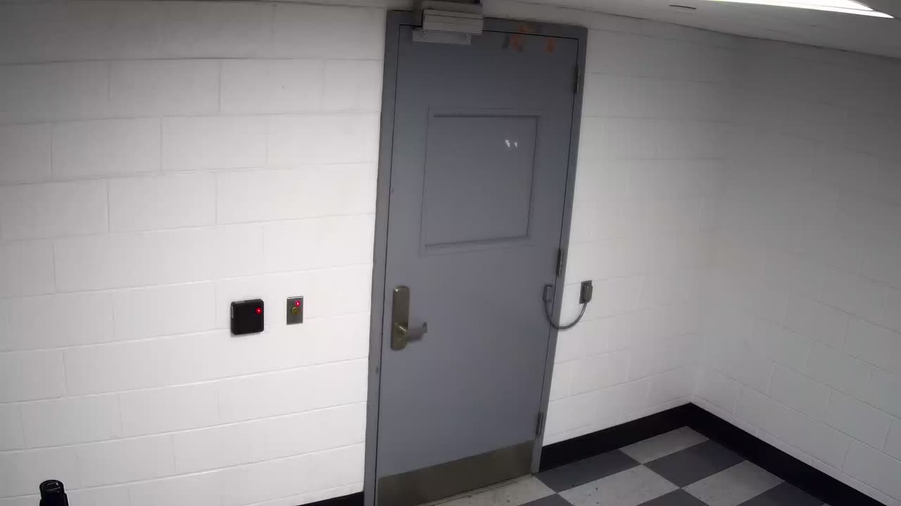 6147RHOBG3G301BExitSecuredSide_2021-01-06_18h00min03s193ms.mp4