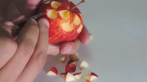 How to make apple sculpture