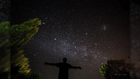 Stellar August sights ⁣⁣⁣⁣⁣⁣See Saturn at dusk and dawn,