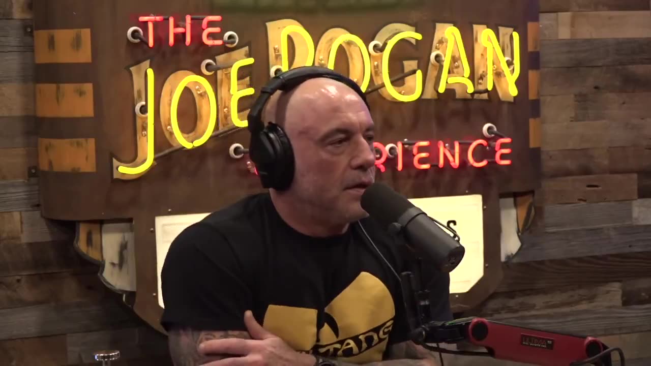 Joe Rogan rips Bill Gates, says he and everyone else who got rich off of COVID-19