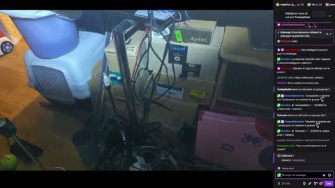 2023-01-14 (1bis.5) - Rangement interrompu par Marie - Twitch Decheterie (version avec chat)