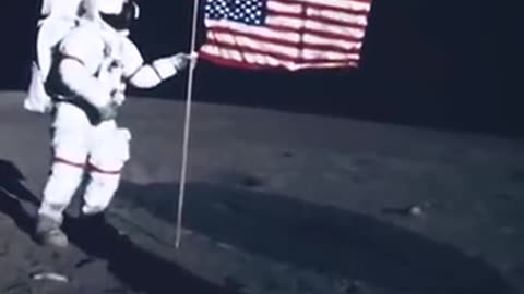 Landing on the MooN