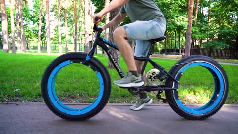 Insane Hubless Bicycle