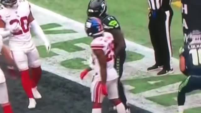 DK Metcalf totally redeemed himself with a touchdown from Geno Smith