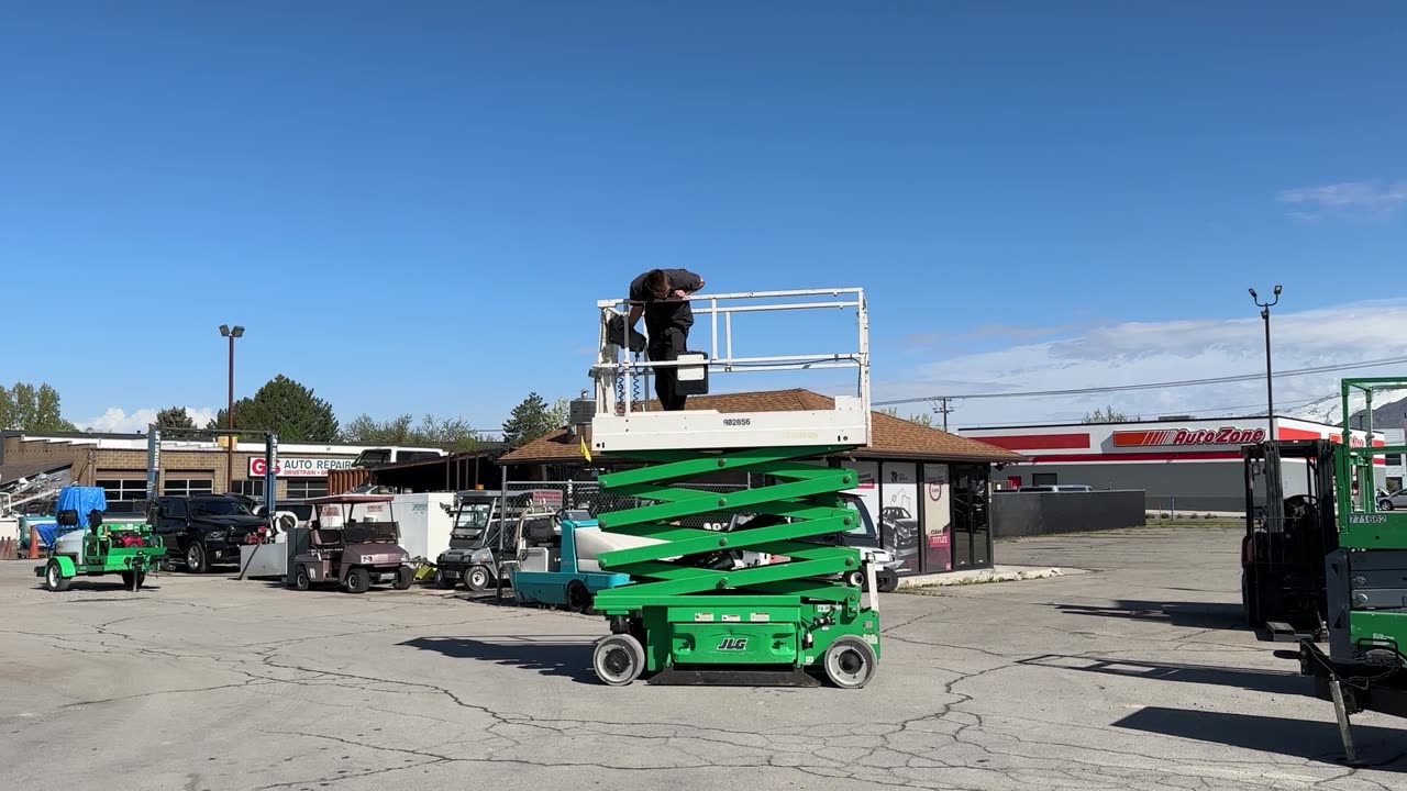 Scissor Lift 2016 JLG 2632ES Electric 26' Platform Extendable