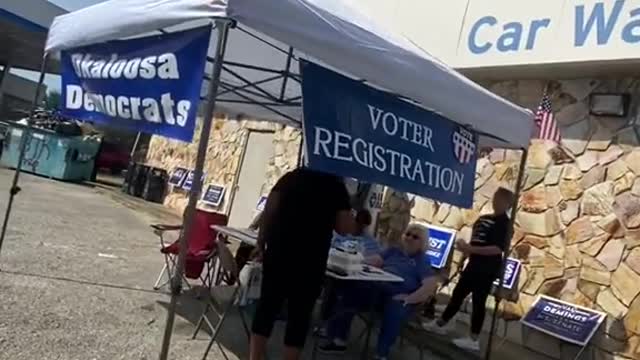 Democrats Bribing Blacks In Florida For Votes With BBQ