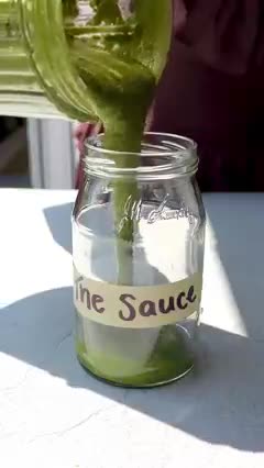 The sauce I want to put on everything 🤤 #recipe #sauce #easysauce #plantbased