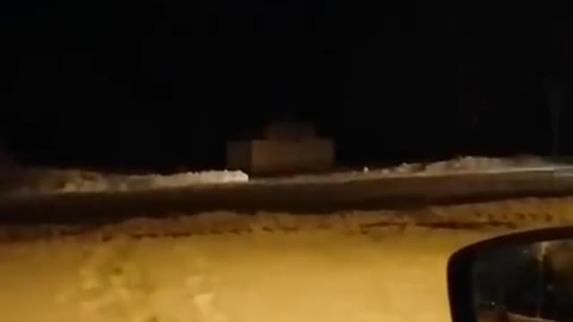 2s19 Msta Battery and FDC track moving at night