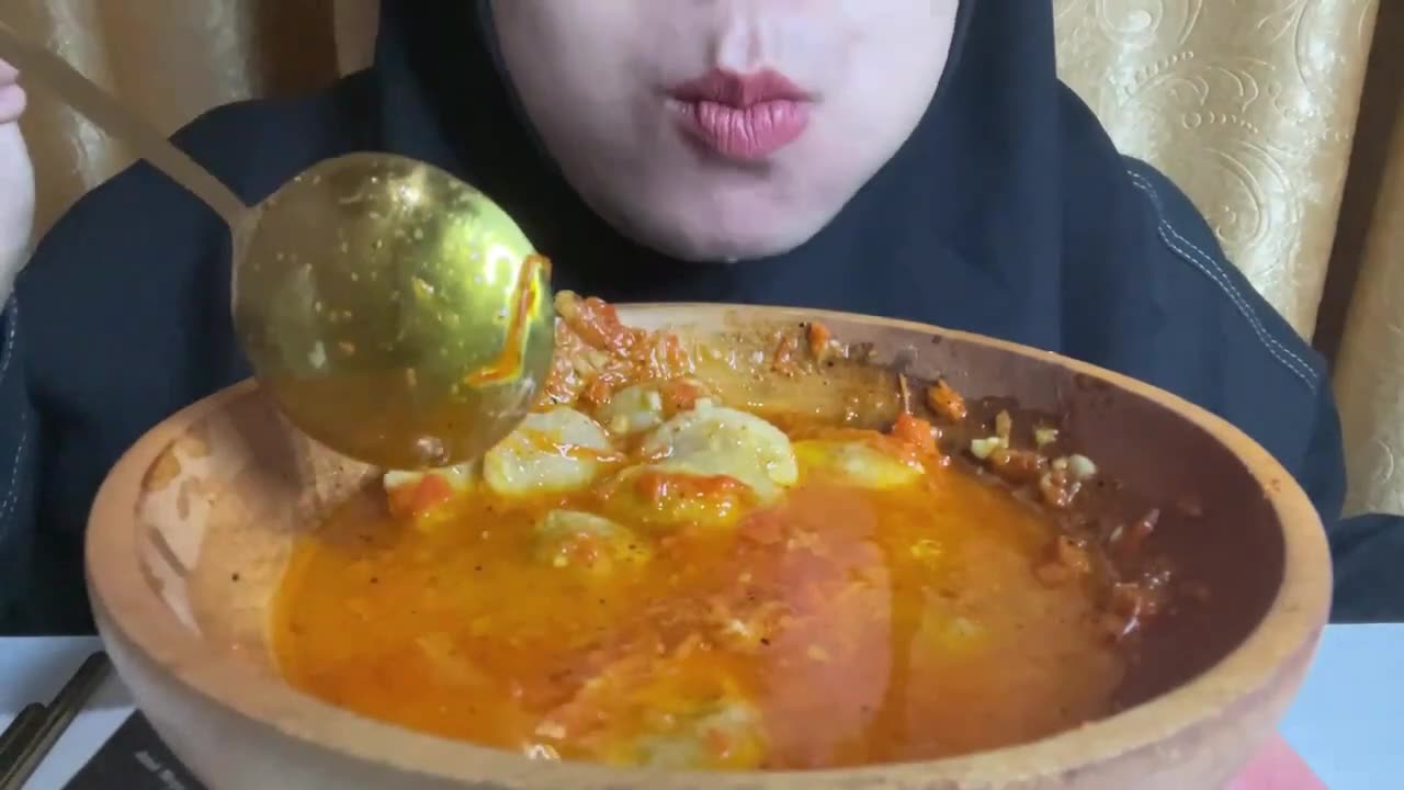 ASMR CIPAK BENSU BAKSO + SAMBEL GEPREK PED