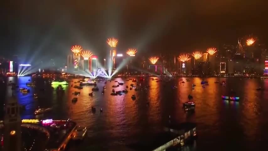 HONG KONG RINGING IN THE NEW YEAR WITH STYLE!!!