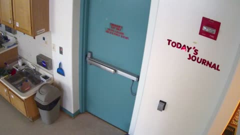 3850FHOB01DaycareEExitnearH2-155_2021-01-06_15h40min00s950ms.mp4