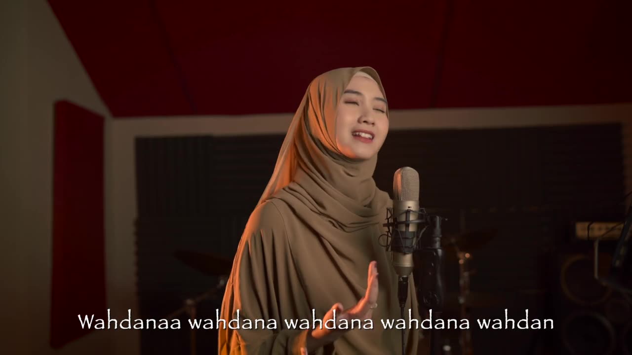 ALFINA NINDIYANI WAHDANA Cover Sholawat