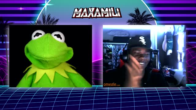 Kermit pulls the zucch out on Omegle