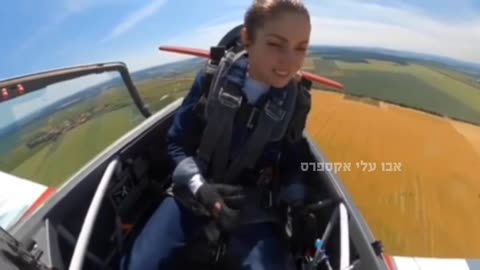 Holland: A pilot in a light plane was surprised to find out that her cockpit canopy