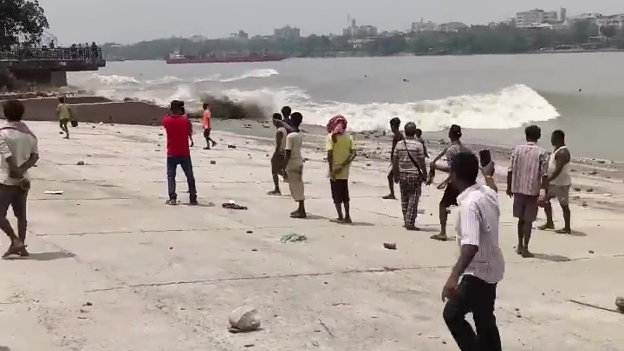 Kolkata Ganga river