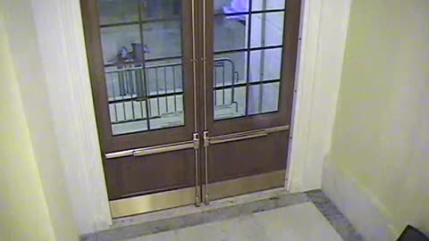 3443CHOB02CH12NRotundaExit_2021-01-06_19h00min01s260ms.mp4