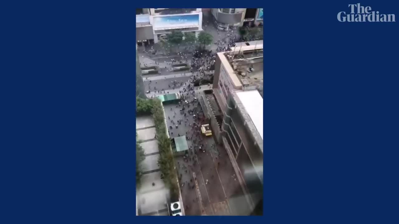 People flee in panic as 300-metre-high skyscraper wobbles in China