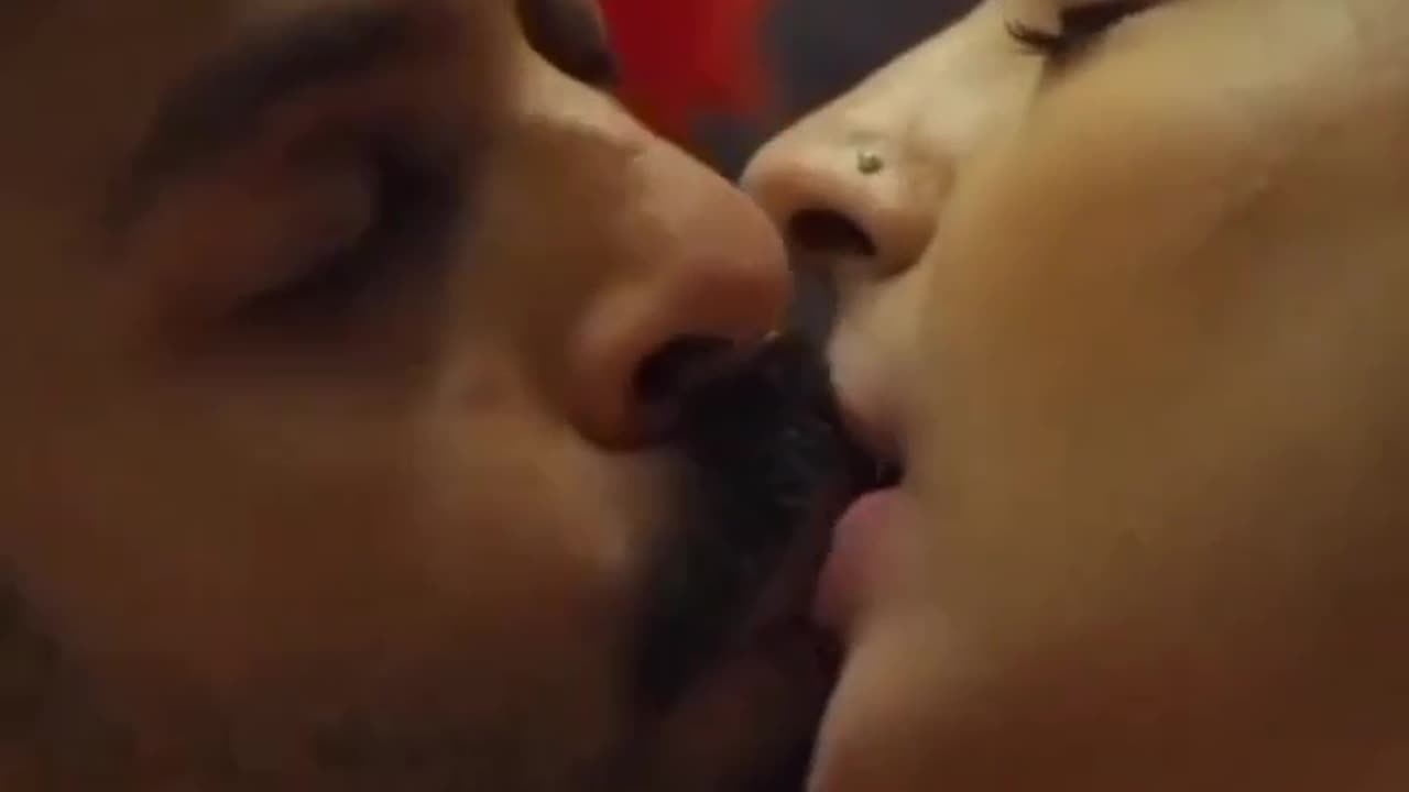 Hot sexy kissing scenes