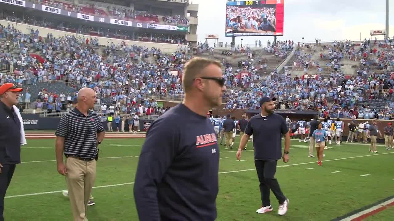 Auburn students, fans head for exits in 3rd quarter of loss to Arkansas (2)