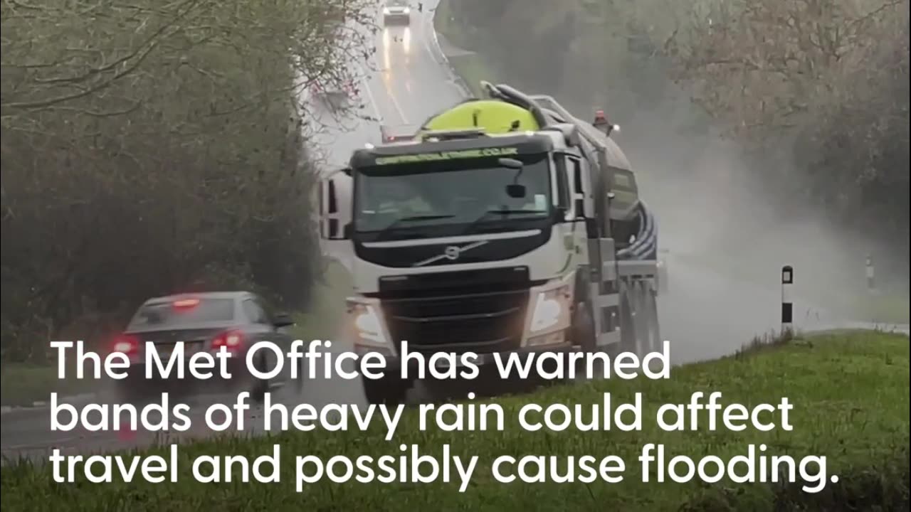 Weather warning: UK and Ireland brace as stormy weather sweeps in