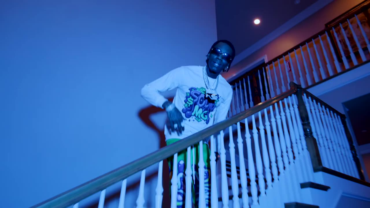 SOULJA BOY - I'M LIVE [MUSIC VIDEO]