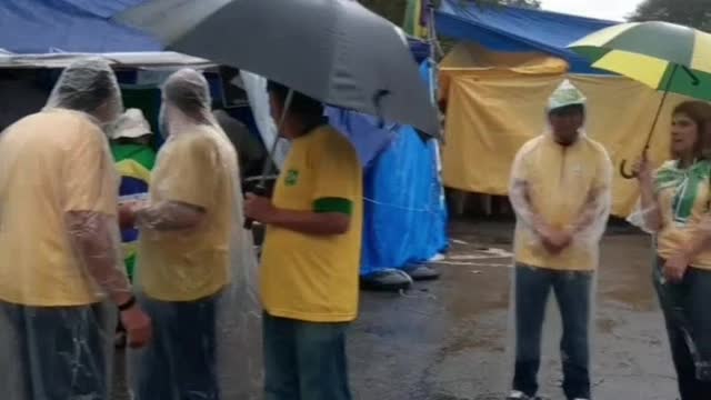 Olha o que está acontecendo