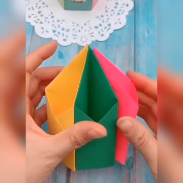 Paper stand to keep pencil pens. Arts And Crafts #rumble