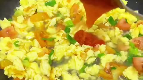 Stir fry chicken eggs