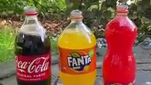 Coca_Cola%2C_Fanta%2C_Sprite_und_Mentos___Experiment_