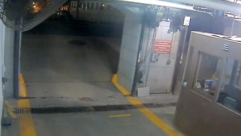 3470CHOBBAGarageEntrance_2021-01-05_21h40min01s407ms.mp4