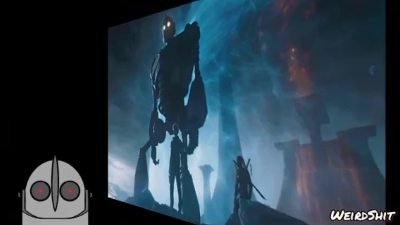 GIANT HUMANOID SHAPED FIGURE SNAPPED FLOATING IN THE CLOUDS