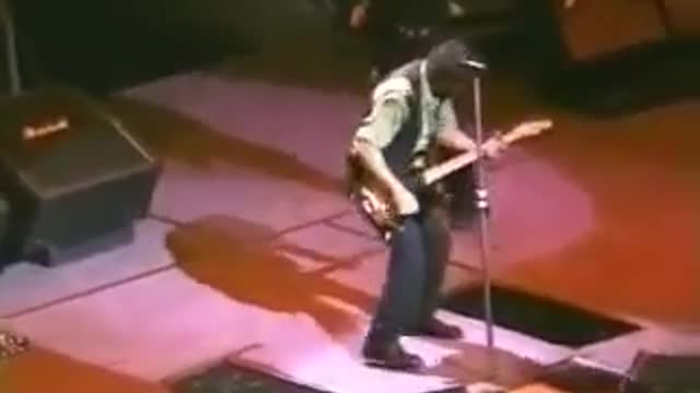 Bruce Springsteen & E Street Band - Further On (Up The Road)