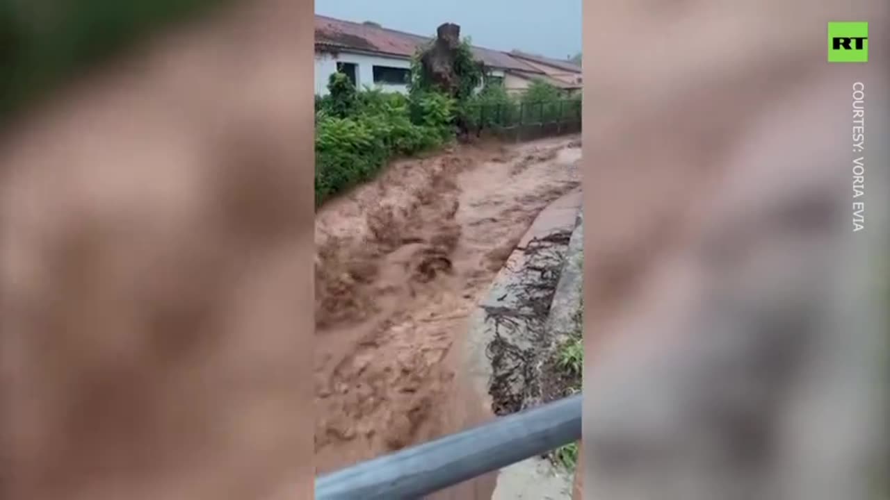 Floods wreak havoc on Greek island of Evia