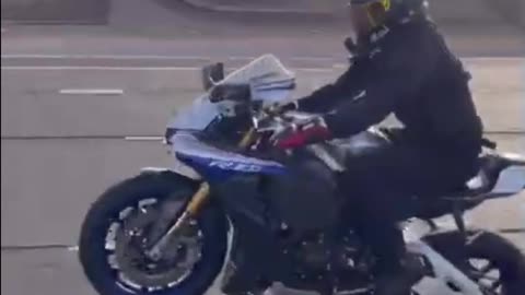 Wheelieing LIKE A BOSS