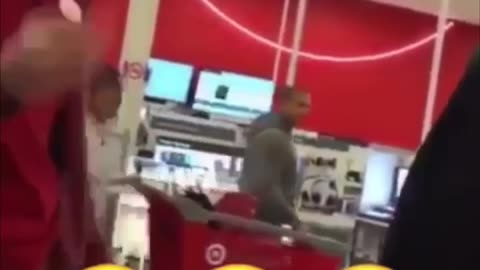 Target employees aren’t human they’re Robots😂😂😂