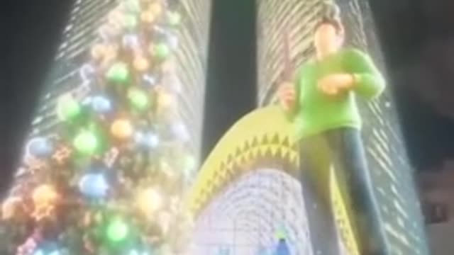 Πρωτοχρονιάτικα ολογράμματα που εντυπωσιάζουν