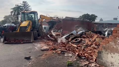 Tavern demolition