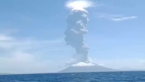 Vulkan ausbruch irgendwo auf der Welt
