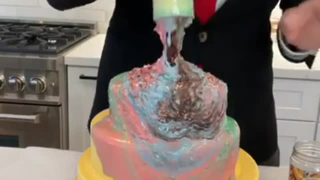 5_cake decorating goes very wrong