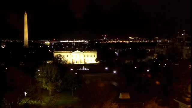 White House Nov 17 12:00 am ET lights went off at 1:12am ET